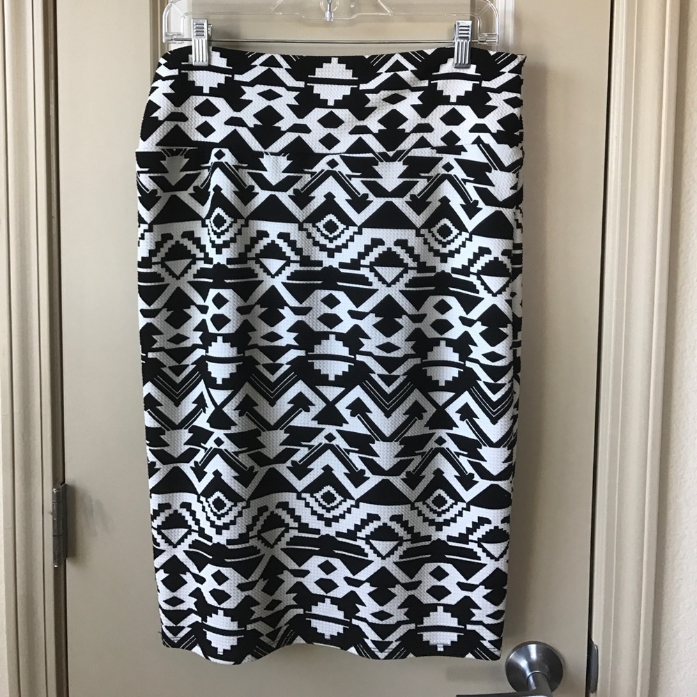 LuLaRoe Black and White Geometric Midi Skirt